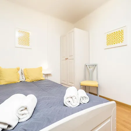 Grenady 11 By Homeprime Apartman Varsó