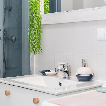 Grenady 11 By Homeprime